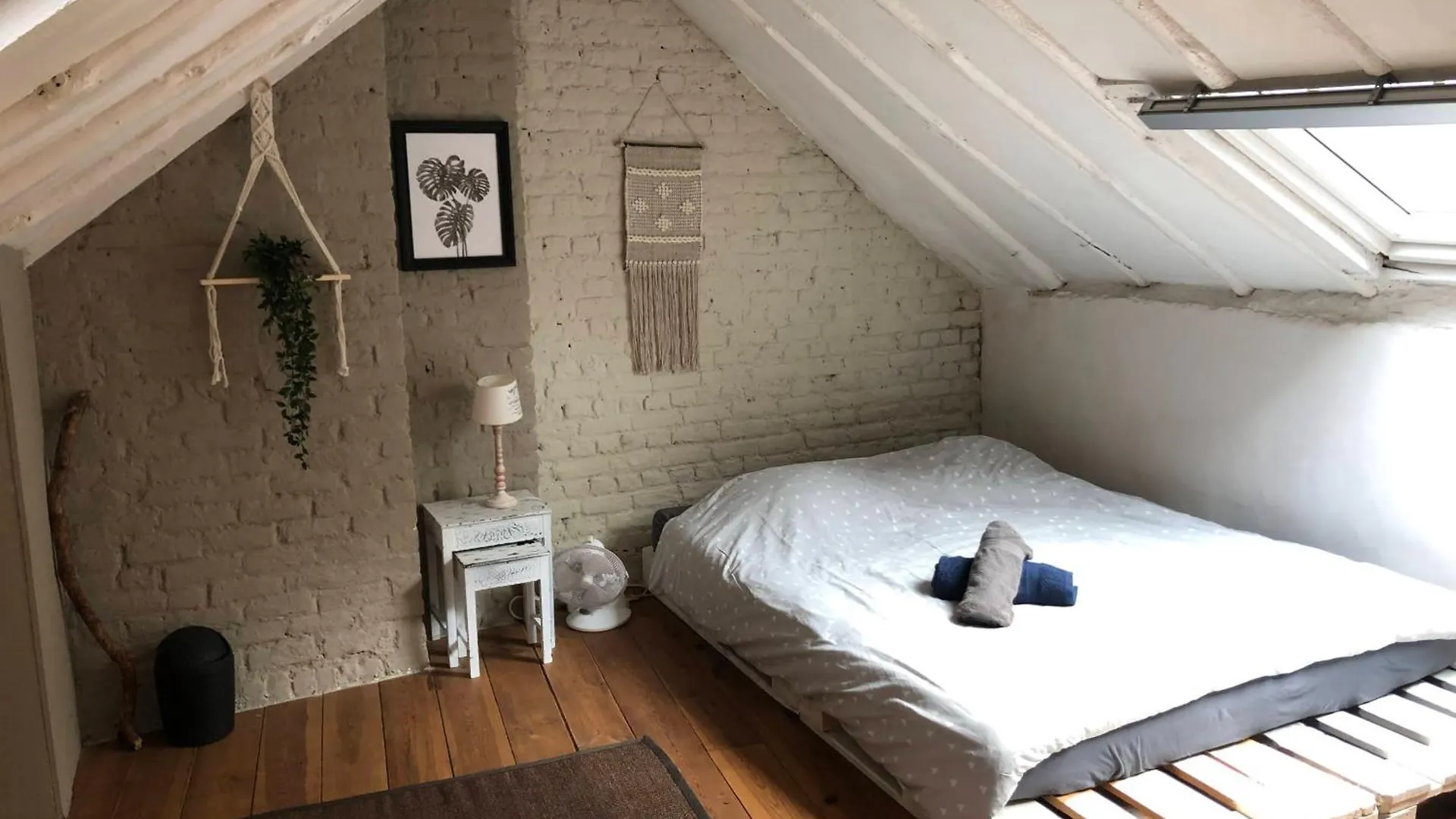 Bruxelles Centre Petite Chambre Privee Au Sablon ! 0*, ブリュッセル