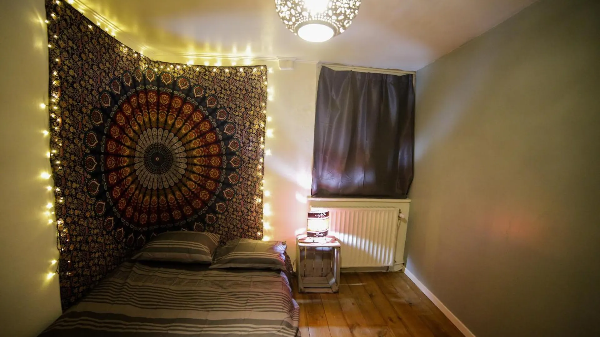 Bruxelles Centre Petite Chambre Privee Au Sablon ! 0*, ブリュッセル ベルギー