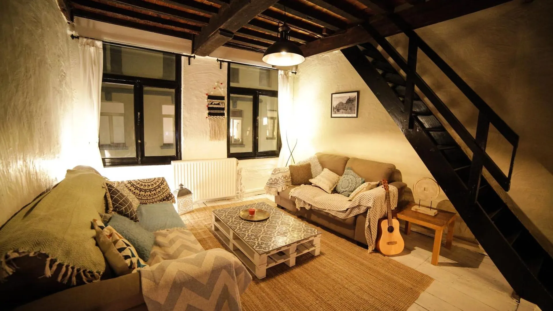 Bruxelles Centre Petite Chambre Privee Au Sablon ! ブリュッセル